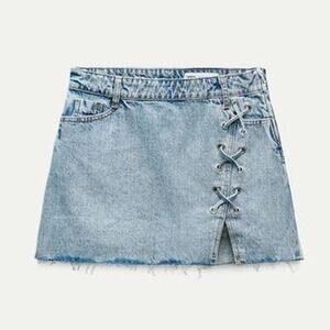 Zara Denim Size Lace Mini Skirt Size Small